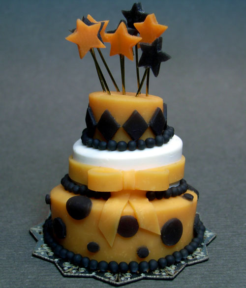 Halloween three-tiered cake